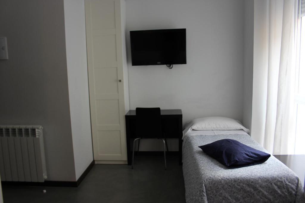 Hostal Cibeles Madrid Buitenkant foto