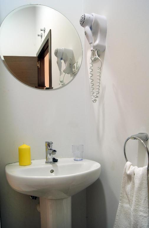 Hostal Cibeles Madrid Kamer foto