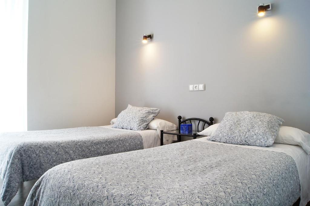 Hostal Cibeles Madrid Buitenkant foto