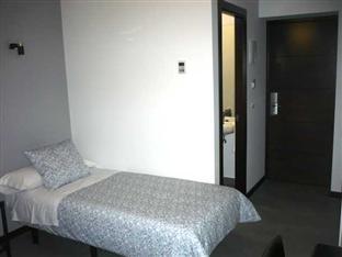Hostal Cibeles Madrid Buitenkant foto