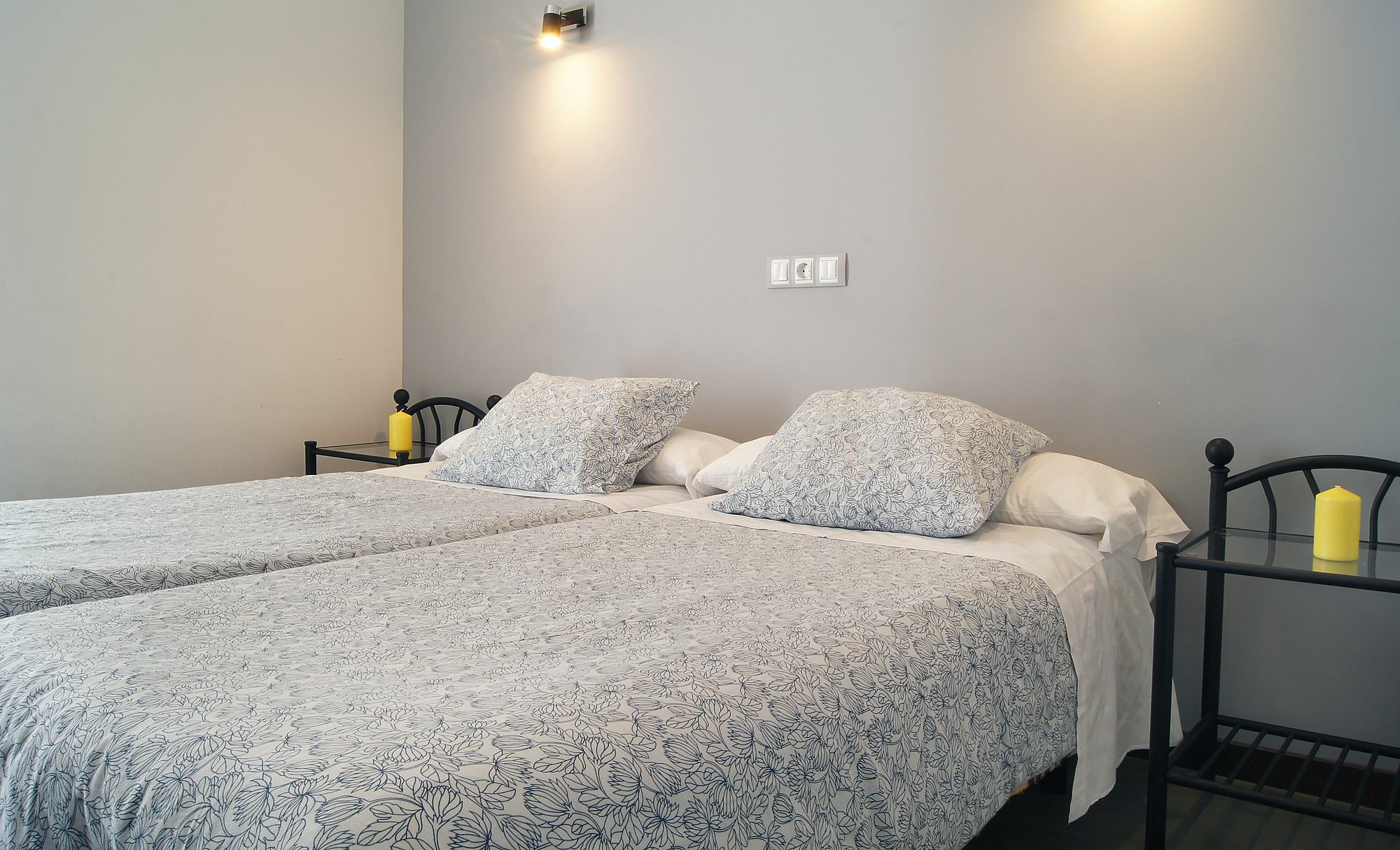 Hostal Cibeles Madrid Buitenkant foto